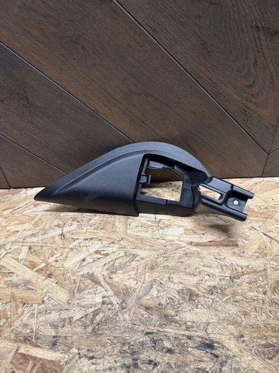 Other front door trim element 96777452