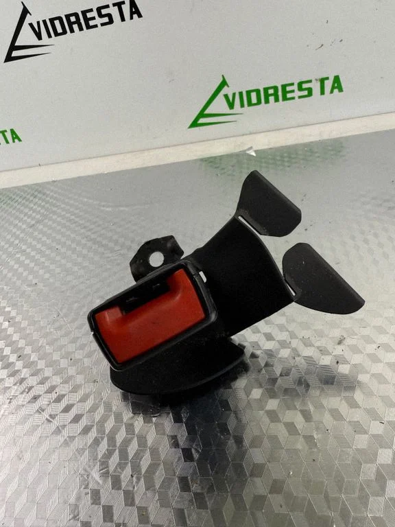 Rear seatbelt buckle 8K0857798