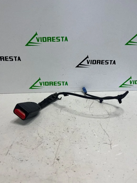 Zapięcie pasa przednie NSB1093