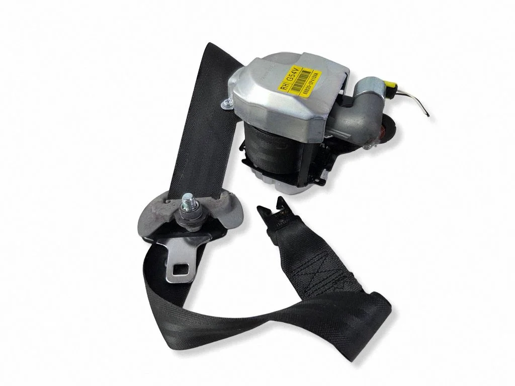 Front seatbelt 888202P410VA