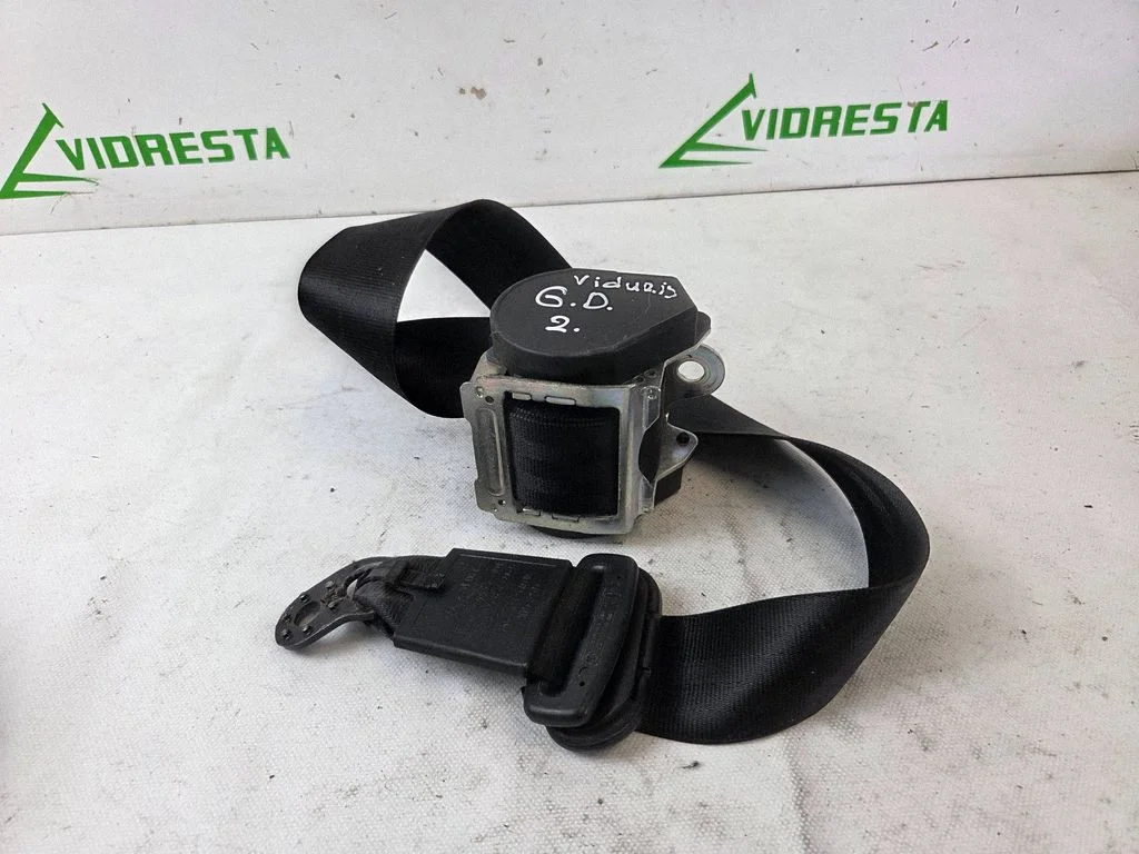 Rear seatbelt 606785400C
