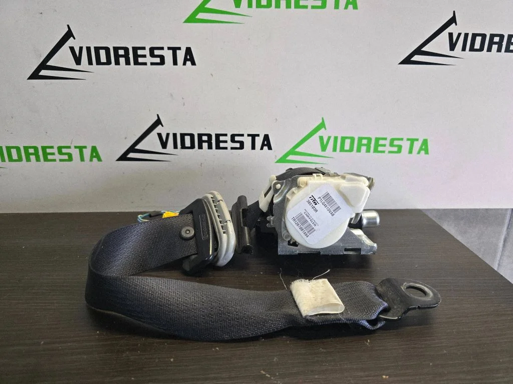 Pas bezpieczeństwa przedni P1LQ461DVAB