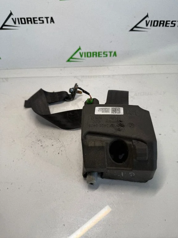 Pas bezpieczeństwa tylny 039801840