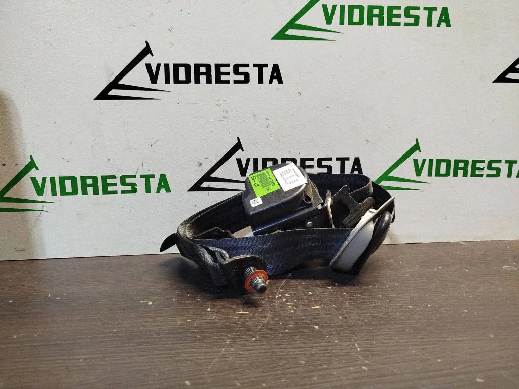 Tagumine turvavöö 898103U200ED