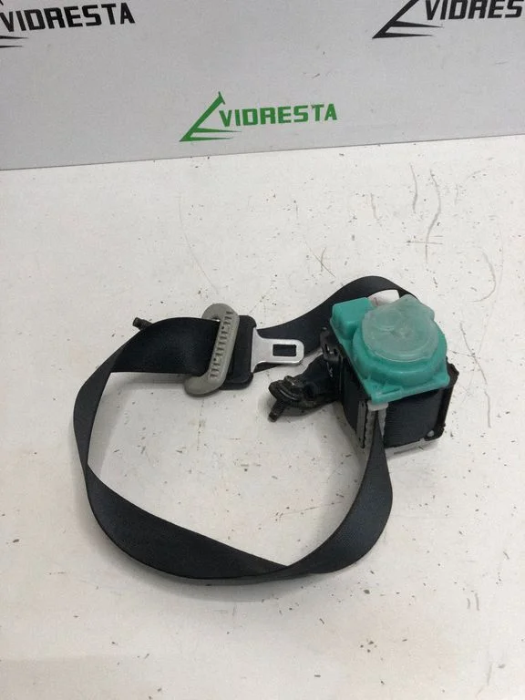 Rear seatbelt 501XD38101