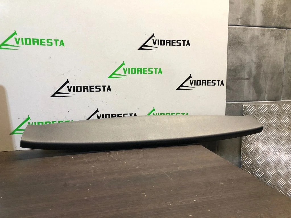 Pozostałe elementy tapicerki bagażnika 31271471