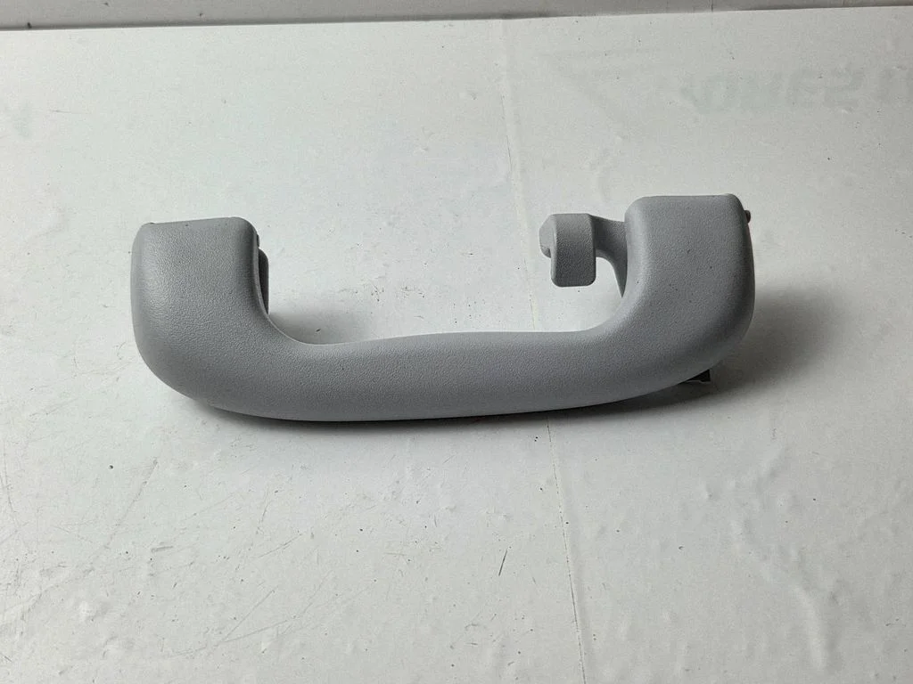 Rear interior roof grab handle 5001470005