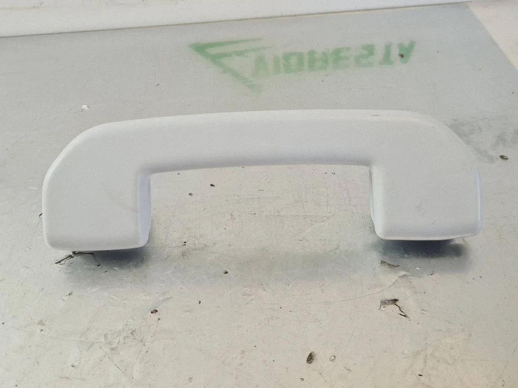 Tagumine lae käepide