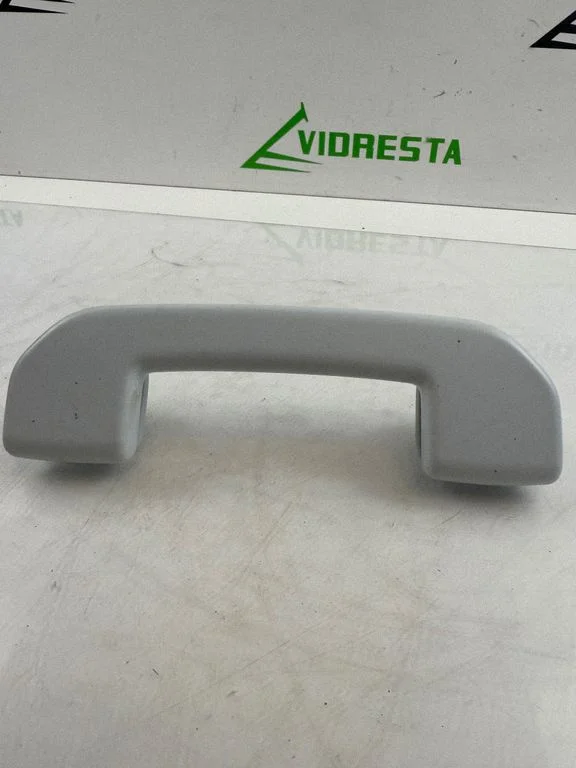 Rear interior roof grab handle