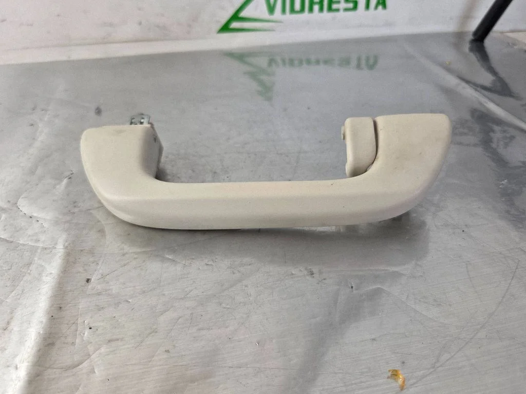 Tagumine lae käepide – Honda CR-V (2013-2016)