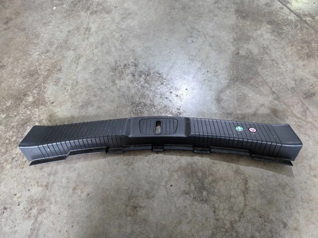 Trunk/boot sill cover protection 96662561