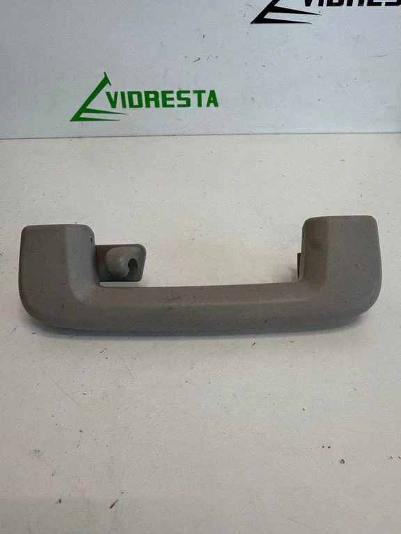 Rear interior roof grab handle