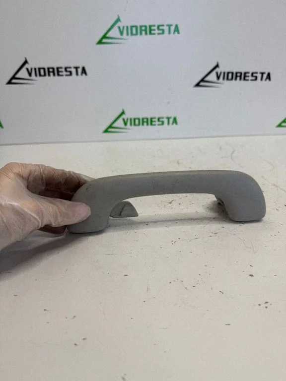 Rear interior roof grab handle