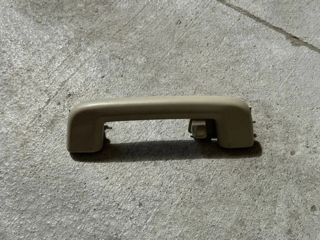 Rear interior roof grab handle – Volvo V60 (2011-2013)