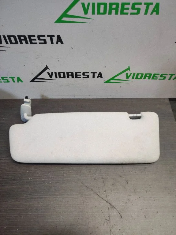 Päikesesirm 8U0857552C