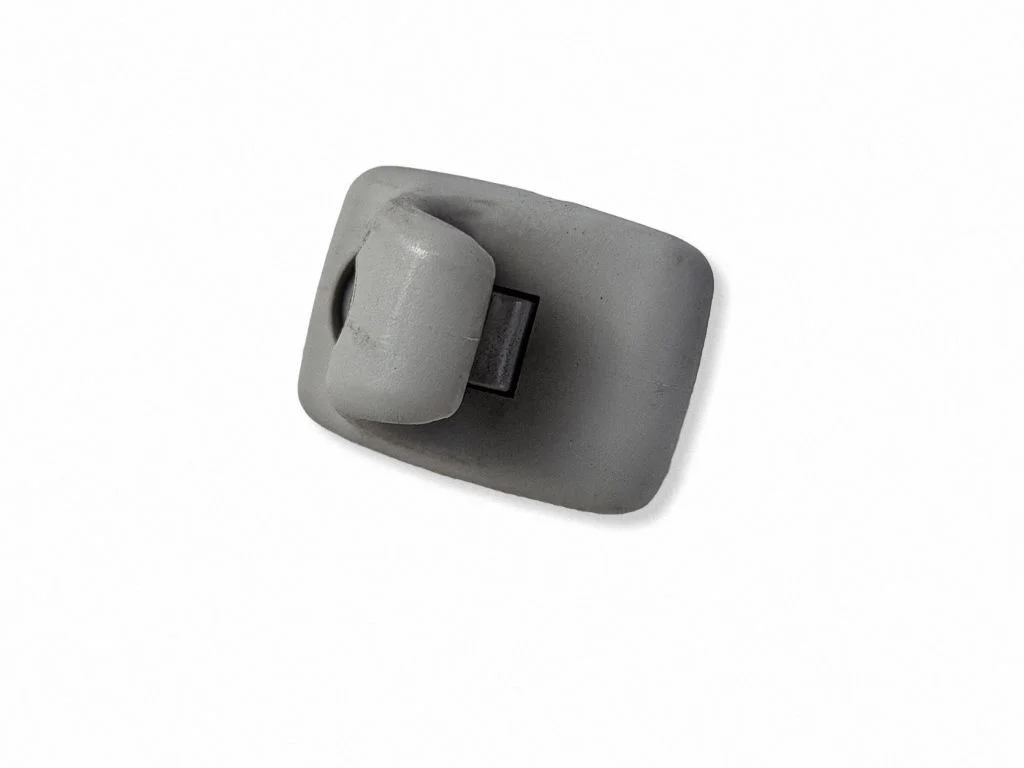 Sun visor clip/hook/bracket