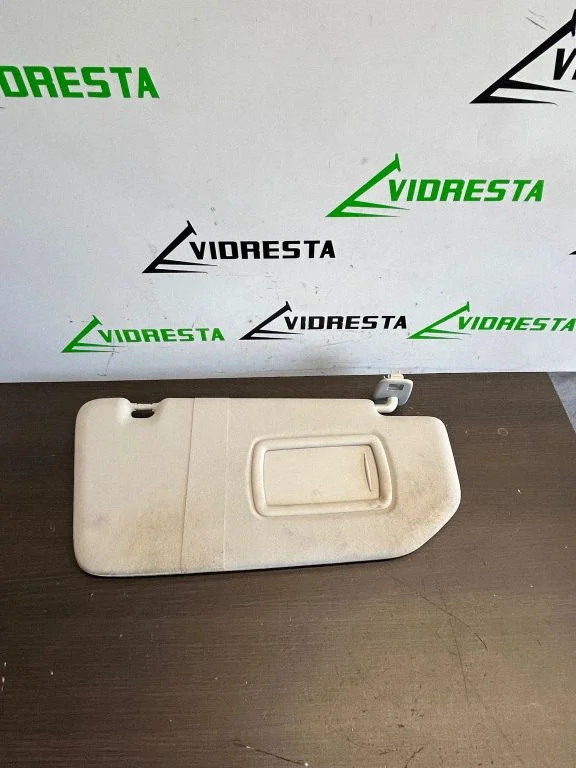 Sun visor