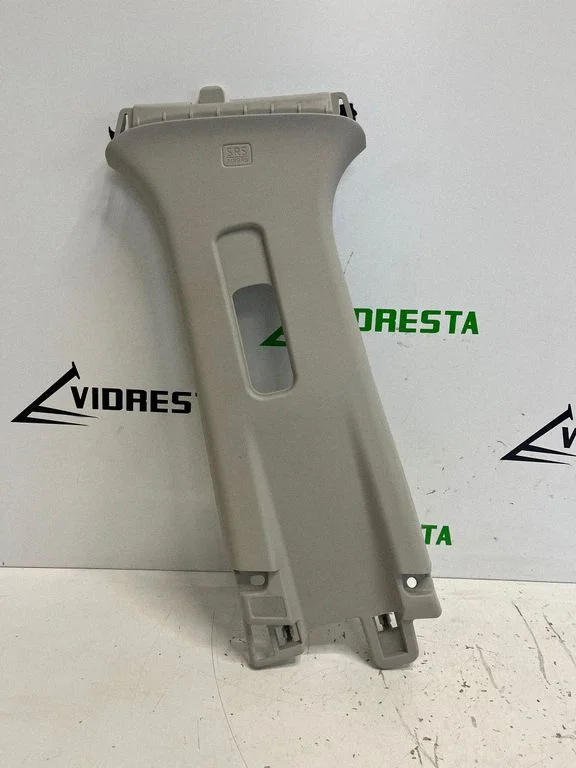 (B) statņa apdare (augšējā) D09W57969