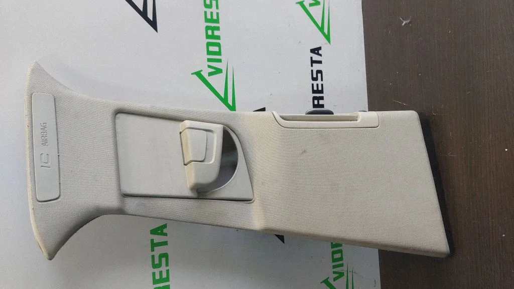 (B) pillar trim (top) 39802488