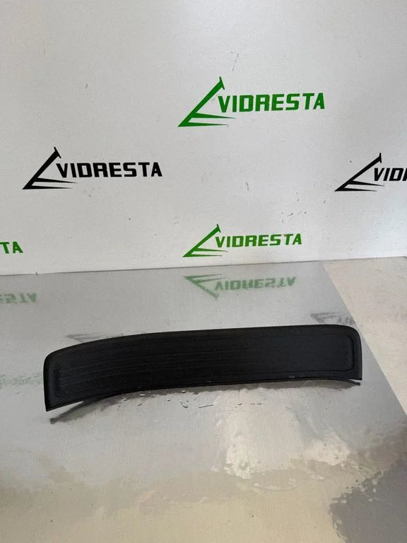 Tagalävise kate (sisemine) – Honda CR-V (2013-2016)