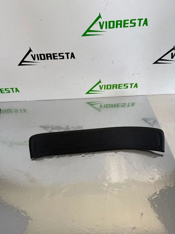 Tagalävise kate (sisemine) – Honda CR-V (2013-2016)
