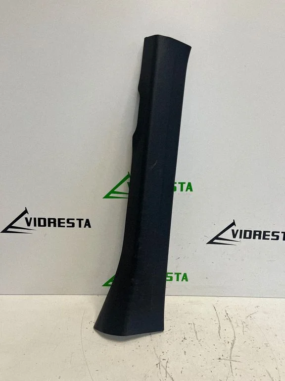 Priekšējā sliekšņa apdare (iekšējā) D09W68720
