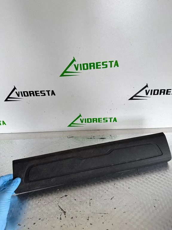 Esilävise kate (sisemine) – Citroen C4 Grand Picasso (2013-2018)