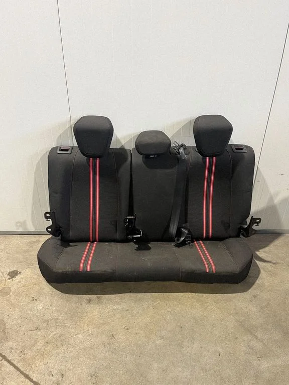 Rear seat – Opel Corsa F (2019-)