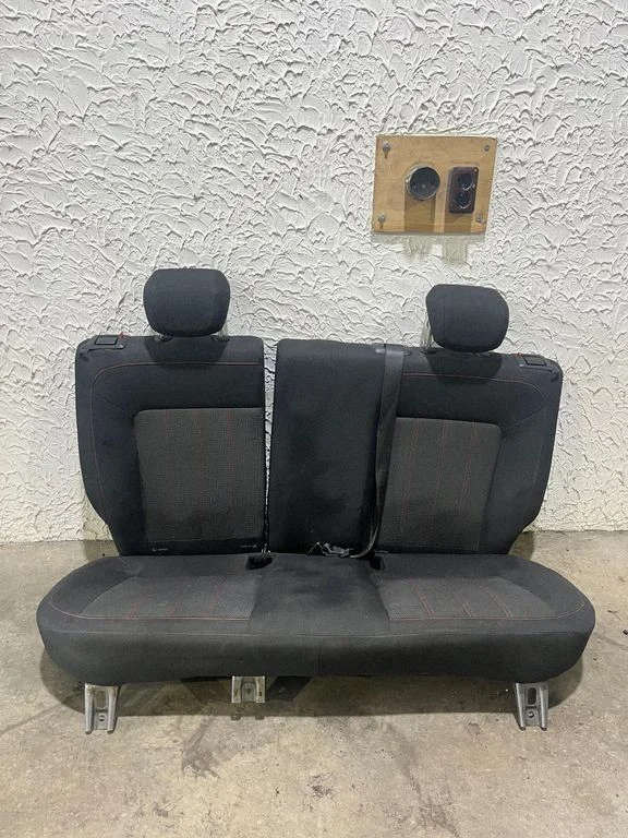 Rear seat – Opel Corsa D (2006-2014)