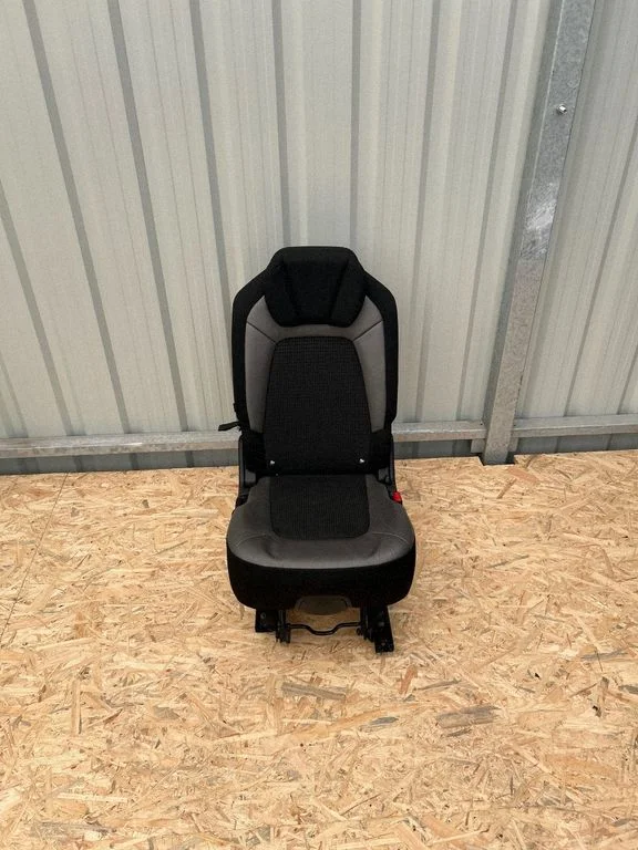 Rear seat