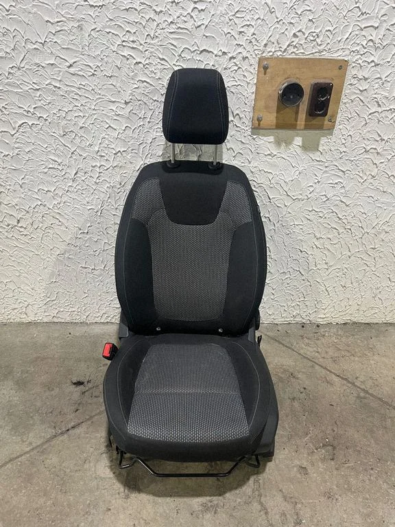 Fotel kierowcy – Opel Grandland X (2017-2024)
