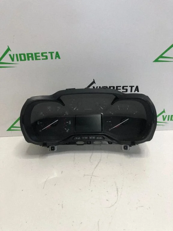 Speedometer (instrument cluster) 769167680U