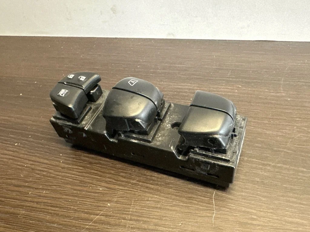 Elektriaknate lüliti 254013NE0B