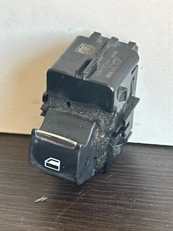 Electric window control switch DG9T14529ABW