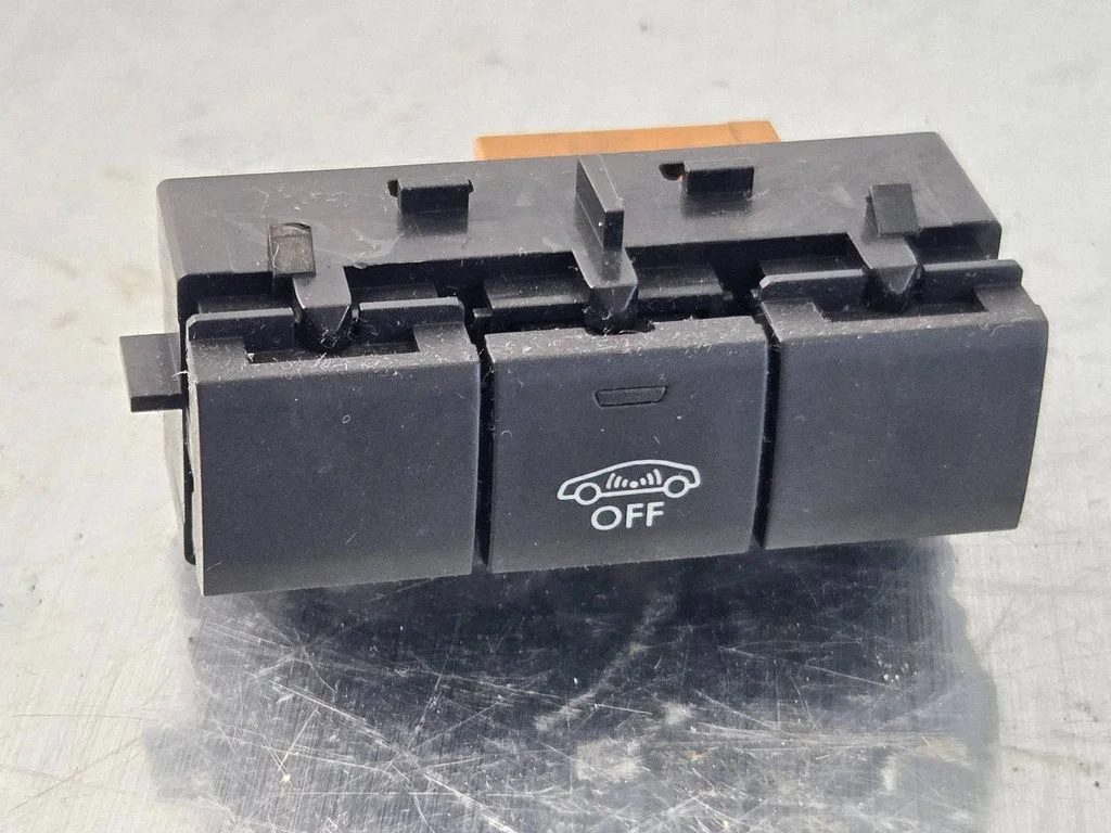 Other switches/knobs/shifts 96750157ZD
