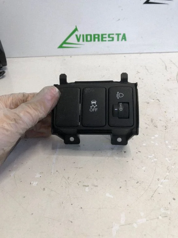 Pozostałe przełączniki i pokrętła 77300T0A003022