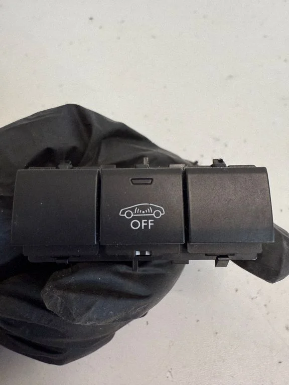 Other switches/knobs/shifts 96750157ZD