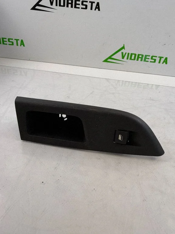 Electric window control switch 9830173480