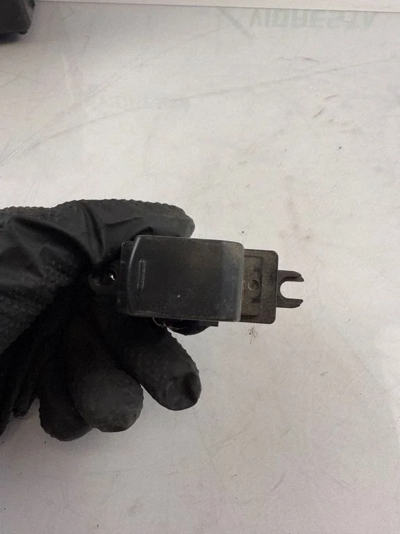 Electric window control switch – Nissan Qashqai (2010-2014)