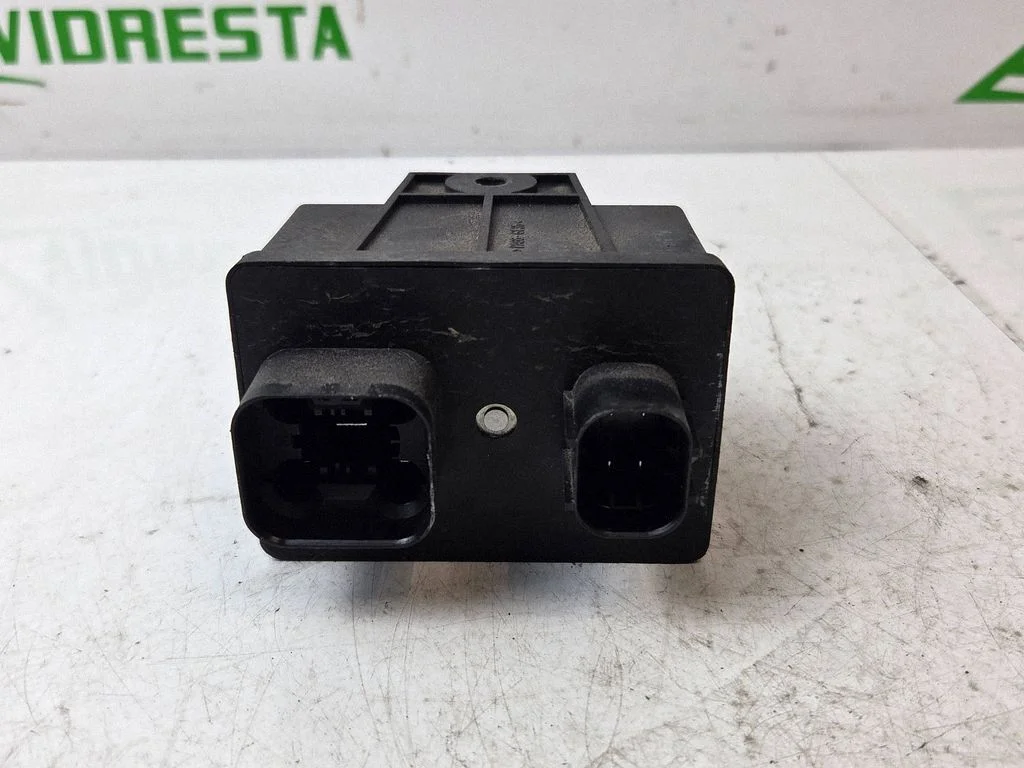 Eelsüüteküünalde relee 55203394