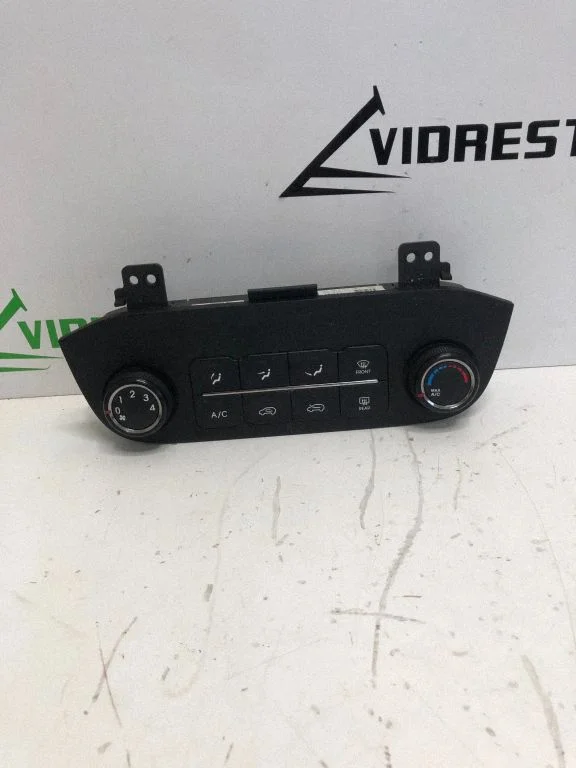 Climate control unit – KIA Sportage (2011-2016)