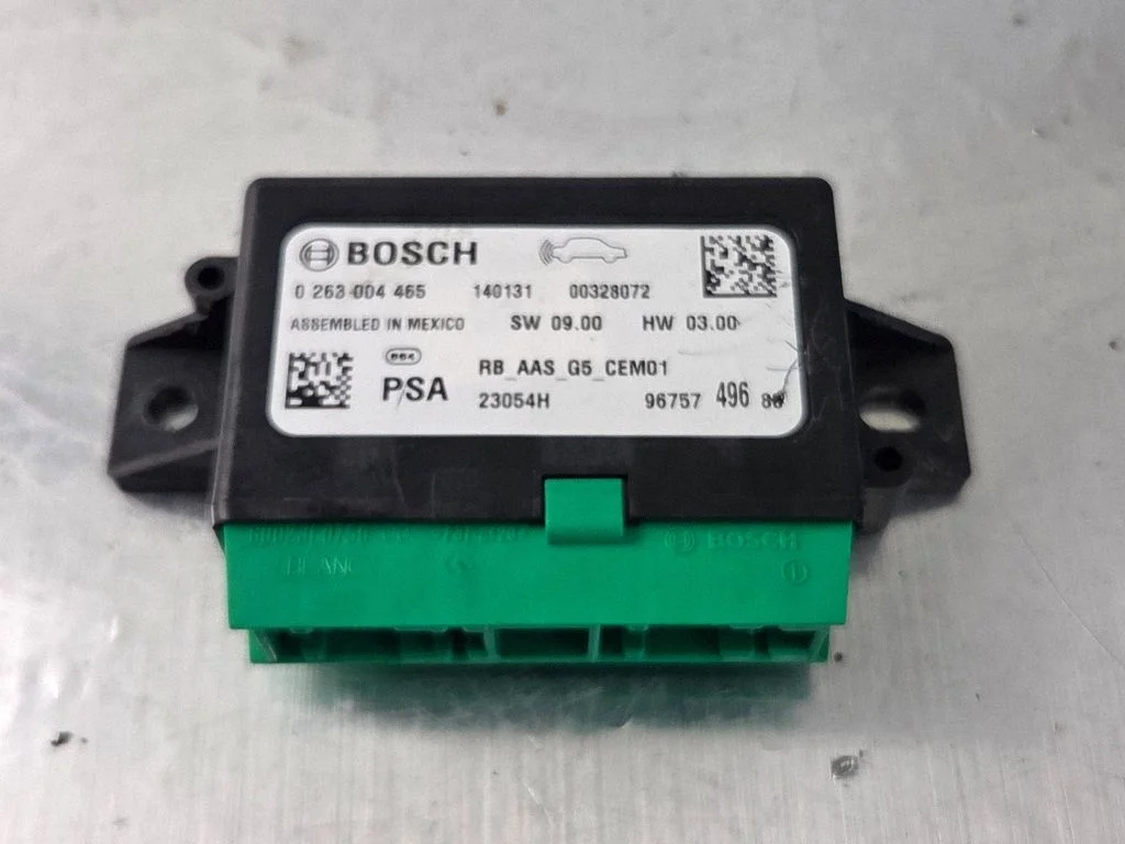 Parkimisandurite (PDC) juhtplokk – Peugeot 308 (2013-2021)
