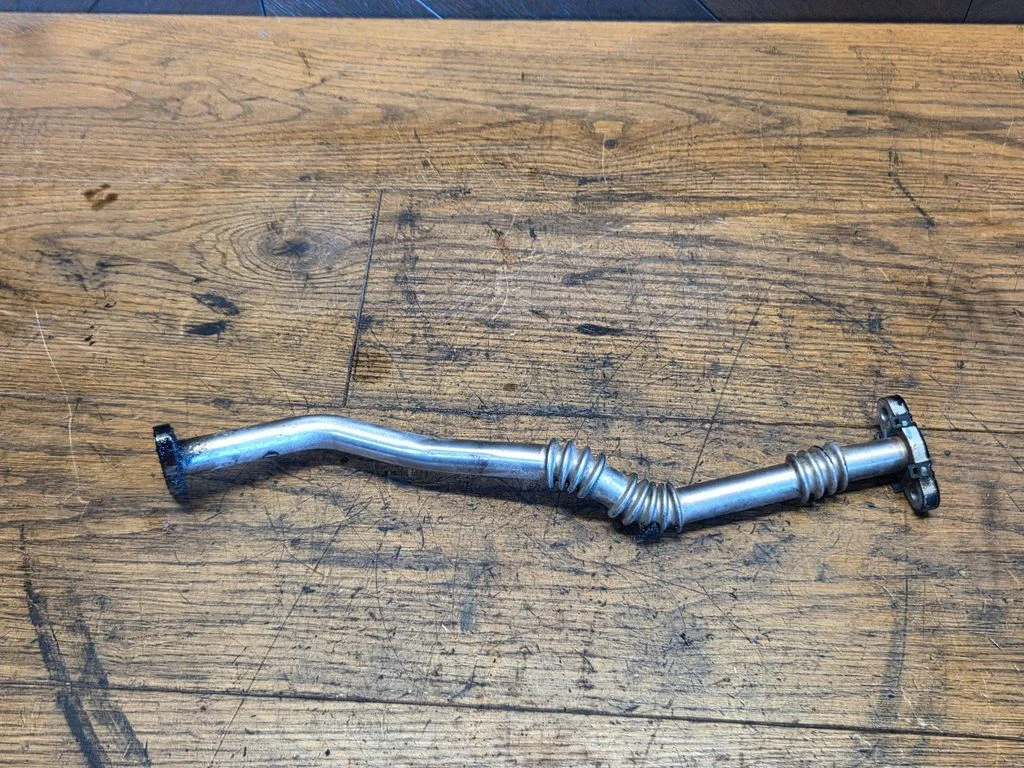EGR valve line/pipe/hose