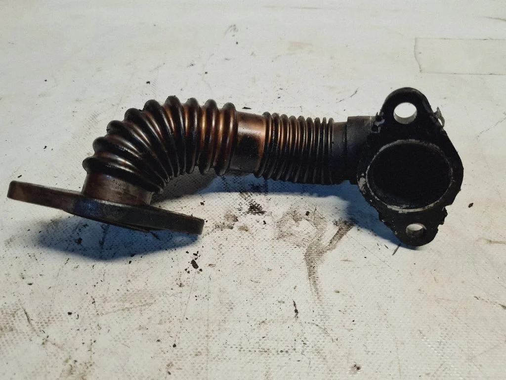 EGR valve line/pipe/hose