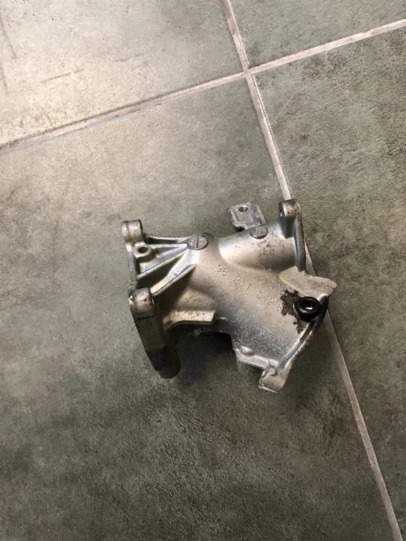 EGR valve line/pipe/hose 9821154280