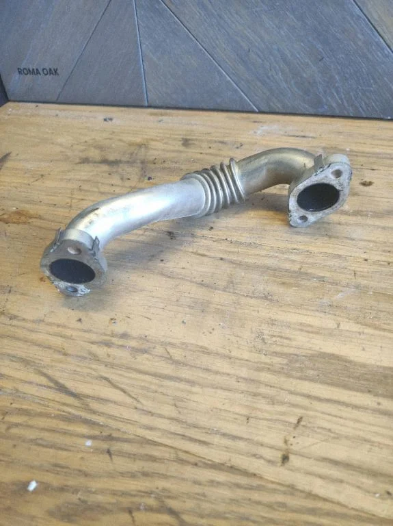 EGR valve line/pipe/hose 03L131521