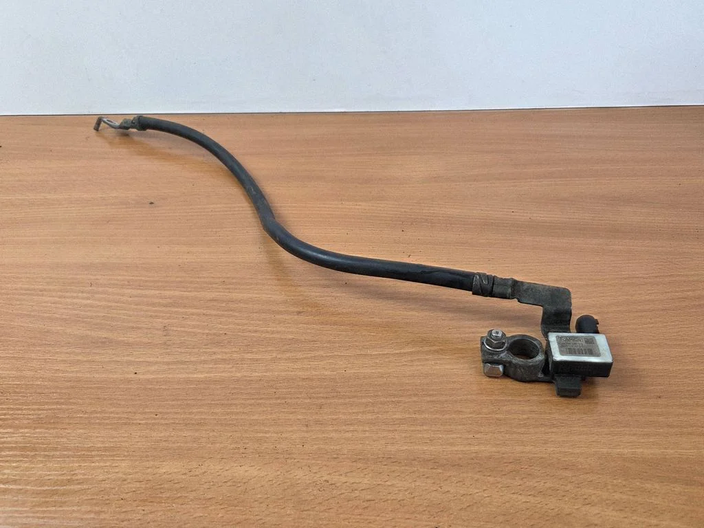Mīnusa vads (akumulatora) JX6T10C679BD