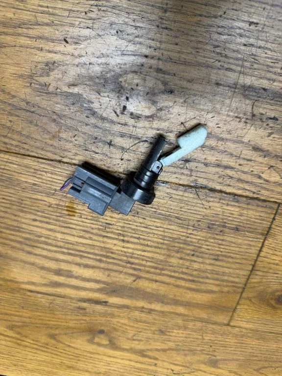 Sensor