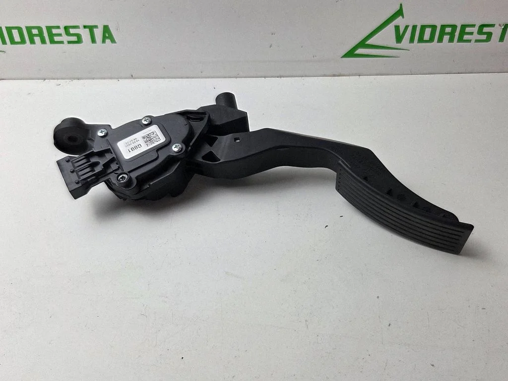 Accelerator throttle pedal 32700XXXXX