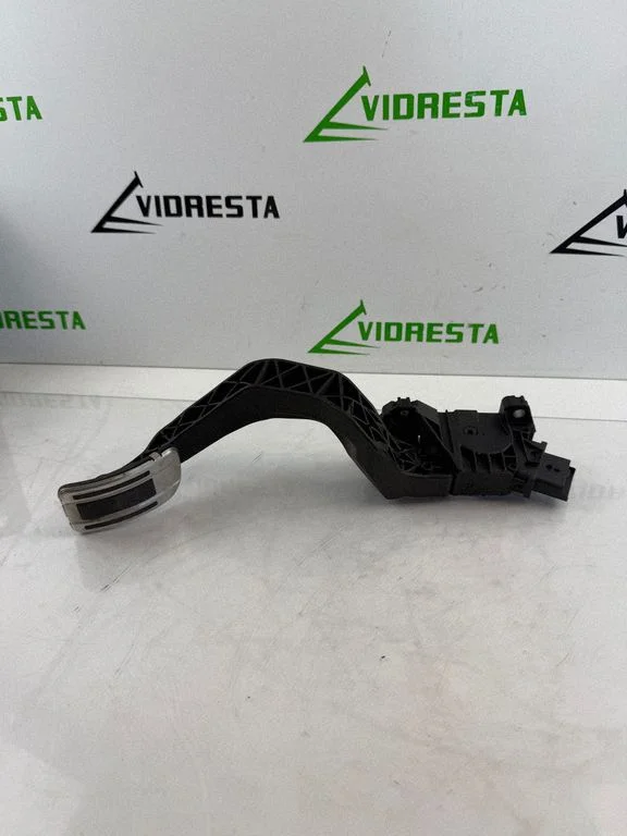 Accelerator throttle pedal 9827705480